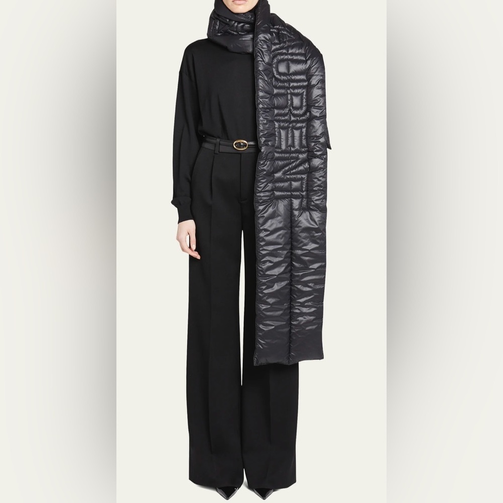 NEW SIGNATURE SAINT LAURENT PUFFER SCARF IN NYLON BLACK - Picture 11 of 12